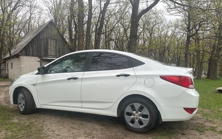 Hyundai Solaris II рестайлинг, 2014 год, 825 000 рублей, 11 фотография