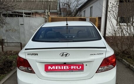 Hyundai Solaris II рестайлинг, 2013 год, 800 000 рублей, 10 фотография