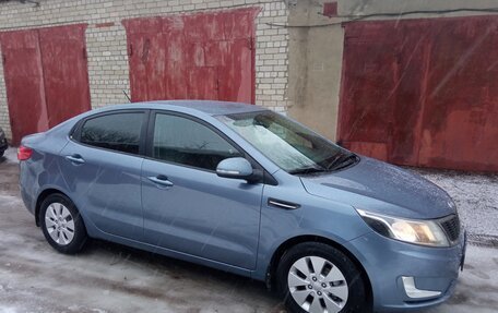 KIA Rio III рестайлинг, 2012 год, 1 000 000 рублей, 2 фотография