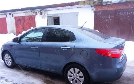 KIA Rio III рестайлинг, 2012 год, 1 000 000 рублей, 8 фотография