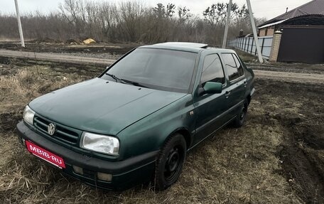 Volkswagen Vento, 1995 год, 190 000 рублей, 1 фотография