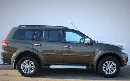 Mitsubishi Pajero Sport II рестайлинг, 2014 год, 1 735 000 рублей, 8 фотография