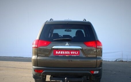 Mitsubishi Pajero Sport II рестайлинг, 2014 год, 1 735 000 рублей, 6 фотография