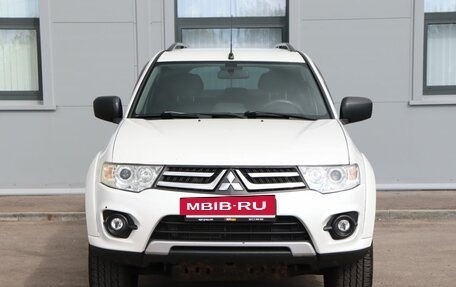 Mitsubishi Pajero Sport II рестайлинг, 2014 год, 1 683 000 рублей, 2 фотография