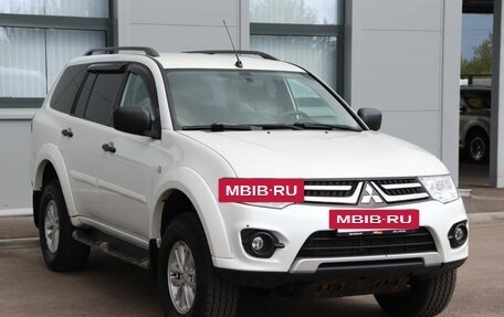 Mitsubishi Pajero Sport II рестайлинг, 2014 год, 1 683 000 рублей, 3 фотография