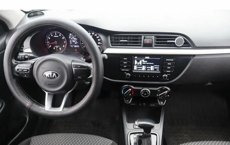 KIA Rio IV, 2020 год, 1 550 000 рублей, 9 фотография