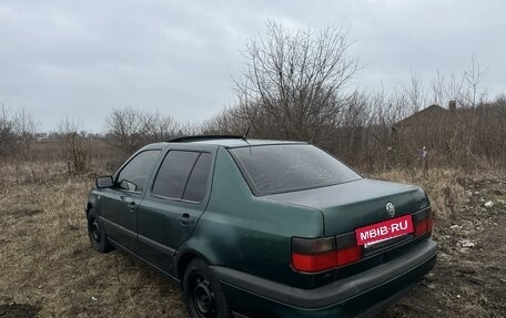 Volkswagen Vento, 1995 год, 190 000 рублей, 3 фотография