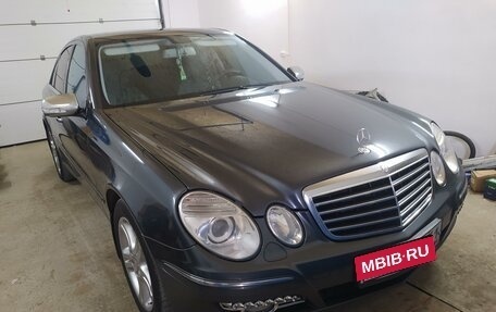 Mercedes-Benz E-Класс, 2008 год, 1 650 000 рублей, 13 фотография