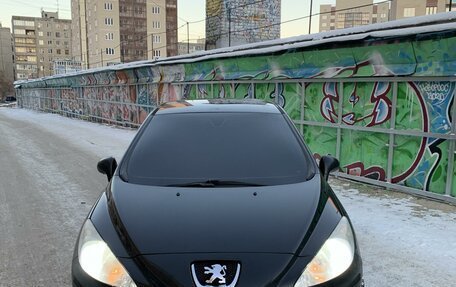 Peugeot 308 II, 2010 год, 535 000 рублей, 2 фотография