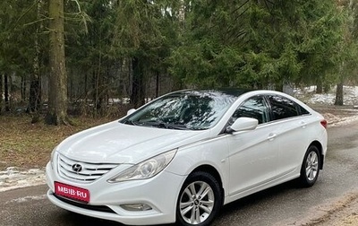 Hyundai Sonata VI, 2011 год, 830 000 рублей, 1 фотография