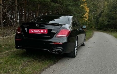 Mercedes-Benz E-Класс, 2017 год, 2 800 000 рублей, 3 фотография