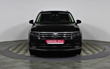 Volkswagen Tiguan II, 2020 год, 3 197 000 рублей, 2 фотография