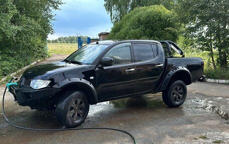 Mitsubishi L200 IV рестайлинг, 2013 год, 1 700 000 рублей, 1 фотография