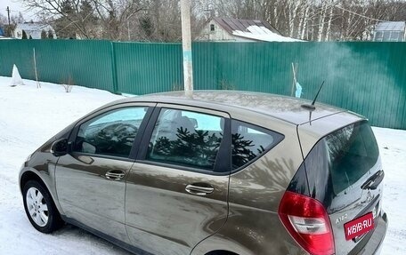 Mercedes-Benz A-Класс, 2011 год, 725 000 рублей, 3 фотография