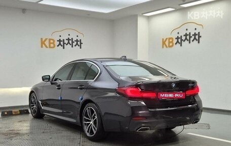 BMW 5 серия, 2021 год, 5 090 000 рублей, 3 фотография