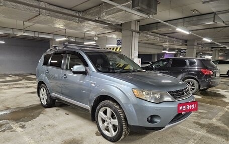 Mitsubishi Outlander III рестайлинг 3, 2007 год, 1 405 000 рублей, 12 фотография