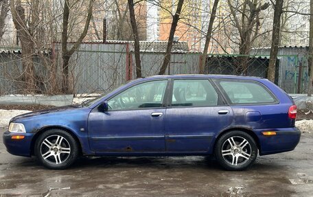 Volvo V40 I, 2002 год, 275 000 рублей, 4 фотография