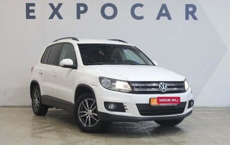 Volkswagen Tiguan I, 2011 год, 970 000 рублей, 2 фотография