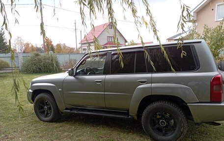 Nissan Patrol, 2005 год, 1 900 000 рублей, 2 фотография