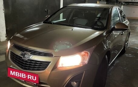 Chevrolet Cruze II, 2014 год, 880 000 рублей, 8 фотография