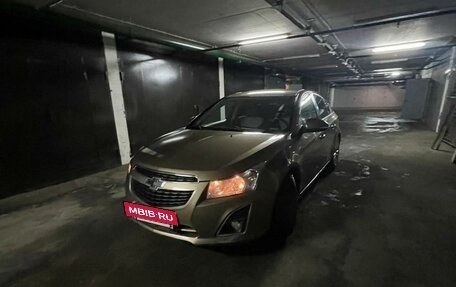 Chevrolet Cruze II, 2014 год, 880 000 рублей, 10 фотография