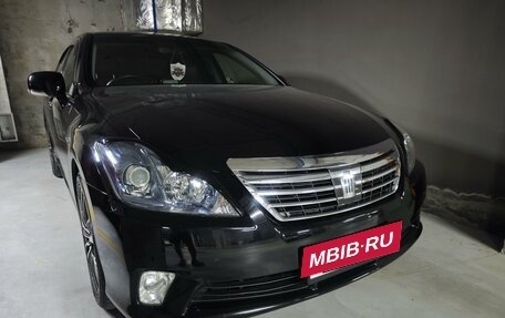 Toyota Crown, 2010 год, 2 100 000 рублей, 10 фотография