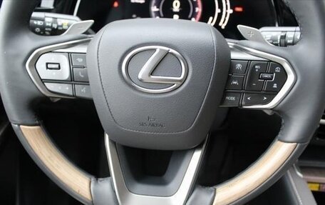 Lexus RX IV рестайлинг, 2023 год, 6 256 000 рублей, 13 фотография