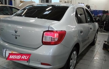 Renault Logan II, 2014 год, 700 000 рублей, 3 фотография