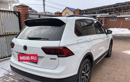 Volkswagen Tiguan II, 2019 год, 3 700 000 рублей, 8 фотография