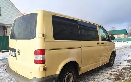 Volkswagen Transporter T5 рестайлинг, 2012 год, 1 420 000 рублей, 2 фотография