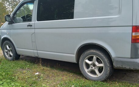 Volkswagen Transporter T5 рестайлинг, 2008 год, 950 000 рублей, 10 фотография