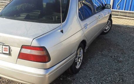 Nissan Bluebird XI, 1996 год, 180 000 рублей, 2 фотография