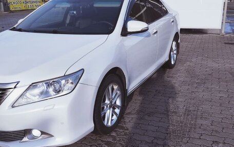 Toyota Camry, 2012 год, 1 680 000 рублей, 6 фотография