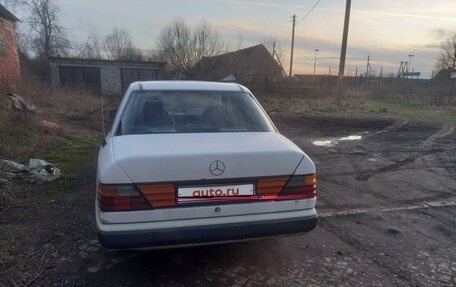 Mercedes-Benz W124, 1991 год, 165 000 рублей, 1 фотография