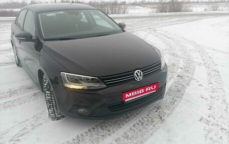 Volkswagen Jetta VI, 2012 год, 1 180 000 рублей, 4 фотография