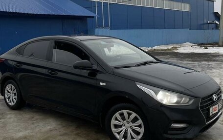 Hyundai Solaris II рестайлинг, 2017 год, 1 350 000 рублей, 8 фотография