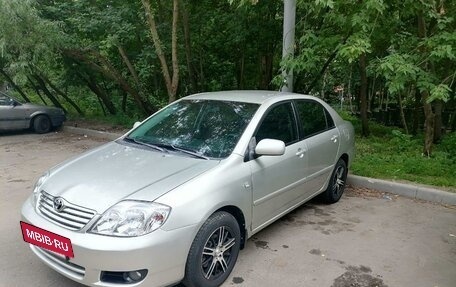 Toyota Corolla, 2004 год, 620 000 рублей, 3 фотография