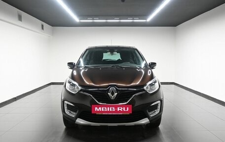 Renault Kaptur I рестайлинг, 2018 год, 1 795 000 рублей, 3 фотография