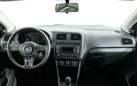 Volkswagen Polo VI (EU Market), 2014 год, 978 600 рублей, 13 фотография