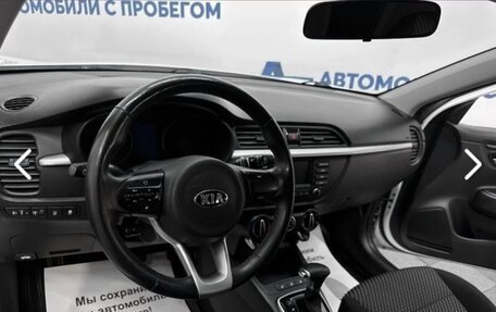 KIA Rio IV, 2018 год, 1 550 000 рублей, 9 фотография