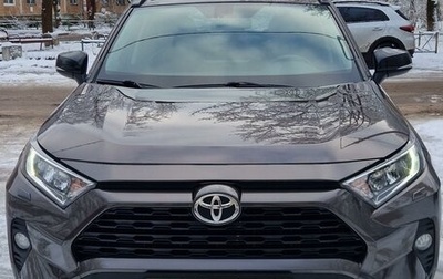 Toyota RAV4, 2021 год, 3 950 000 рублей, 1 фотография