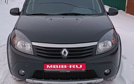 Renault Sandero I, 2014 год, 900 000 рублей, 1 фотография