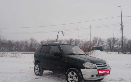 Chevrolet Niva I рестайлинг, 2004 год, 270 000 рублей, 2 фотография