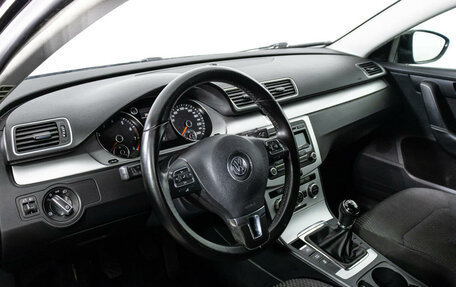 Volkswagen Passat B7, 2013 год, 1 216 600 рублей, 11 фотография