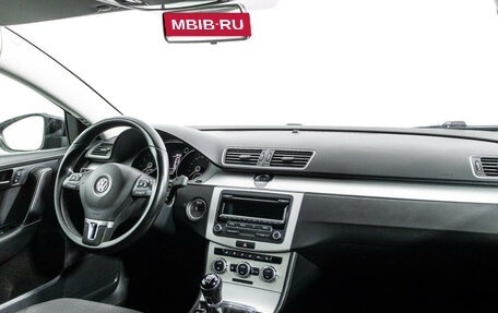 Volkswagen Passat B7, 2013 год, 1 216 600 рублей, 9 фотография