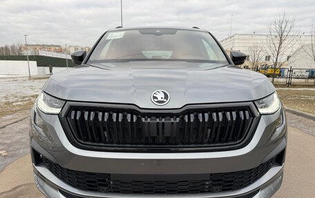 Skoda Kodiaq, 2025 год, 5 600 000 рублей, 2 фотография