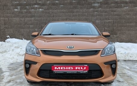 KIA Rio IV, 2018 год, 1 450 000 рублей, 2 фотография