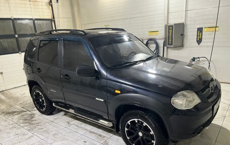 Chevrolet Niva I рестайлинг, 2013 год, 525 000 рублей, 3 фотография