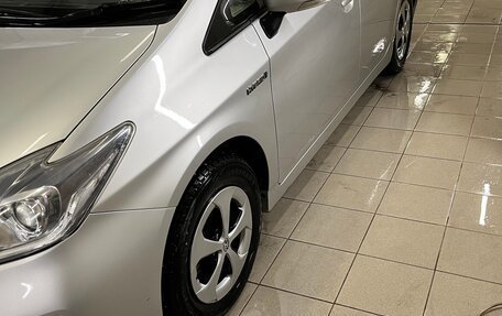 Toyota Prius, 2012 год, 1 200 000 рублей, 9 фотография