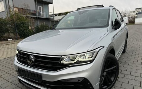 Volkswagen Tiguan II, 2023 год, 5 340 000 рублей, 2 фотография